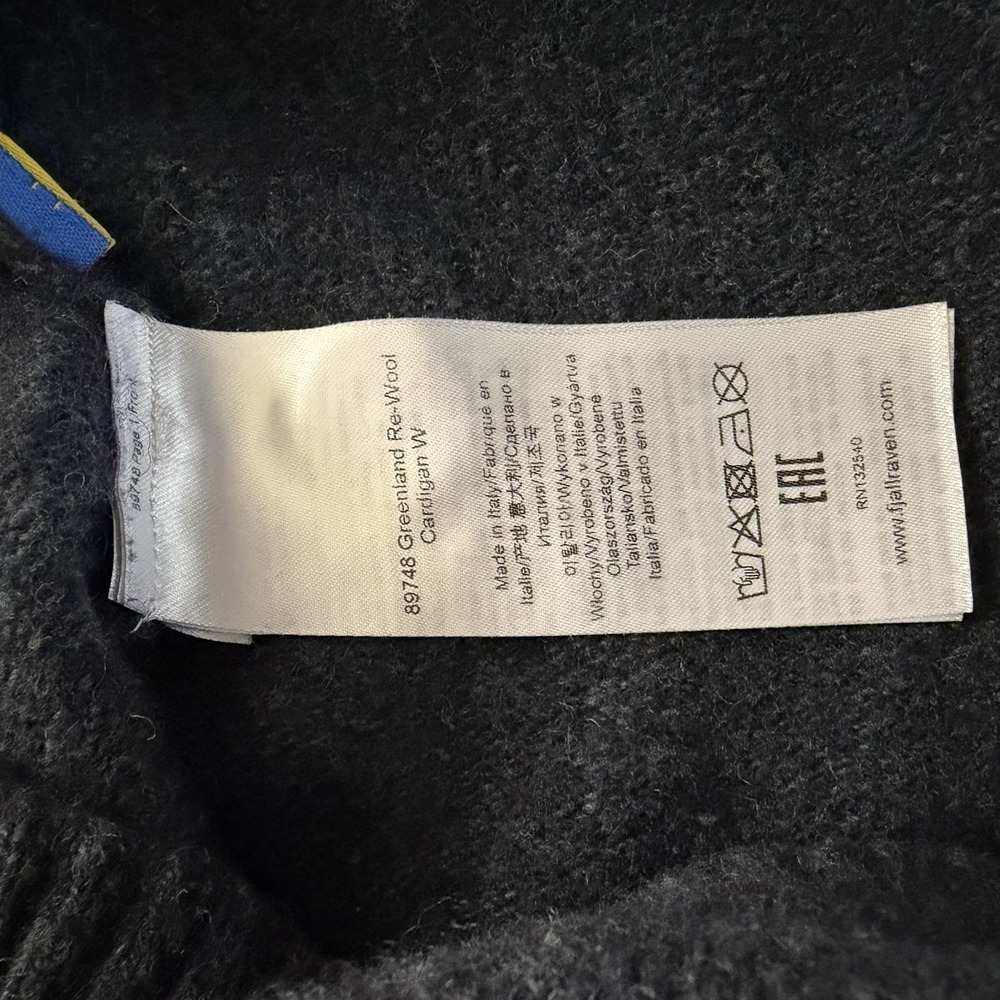 Fjallraven Greenland Re-Wool Cardigan Navy Blue Italian Wool Sweater - Picture 5 of 5